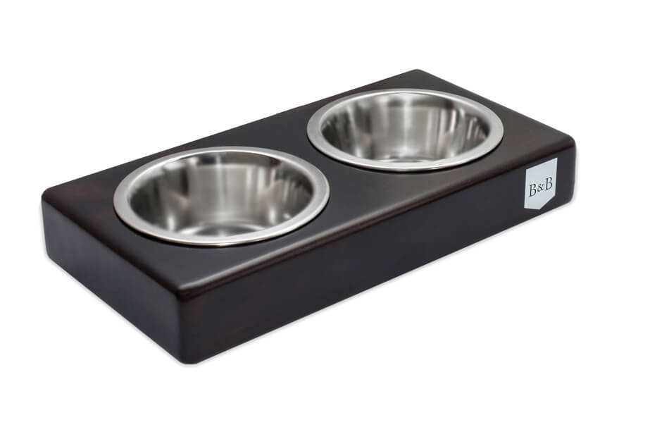 Two Bowlandbone dog bowl DUO CERAMIC chestnut on a white background.