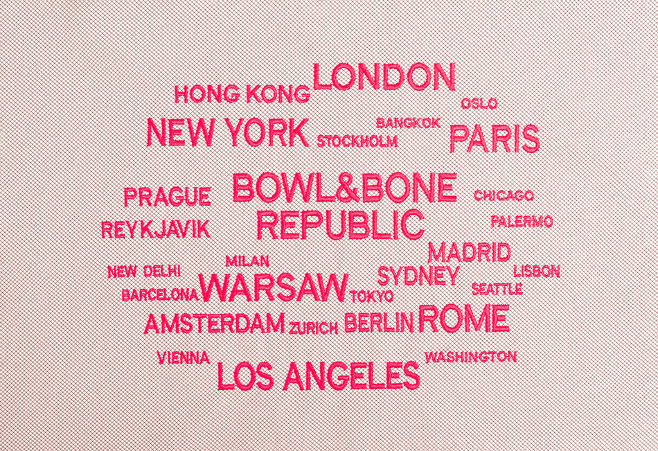 London, dog bed COSMOPOLITAN cream, Bowlandbone.