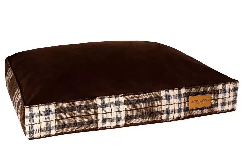 A plaid dog cushion bed SCOTT brown by Bowl&Bone Republic.
