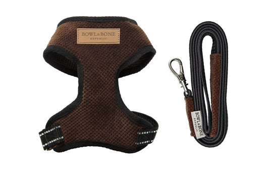A Bowl&Bone Republic dog harness and leash set in CANDY brown.