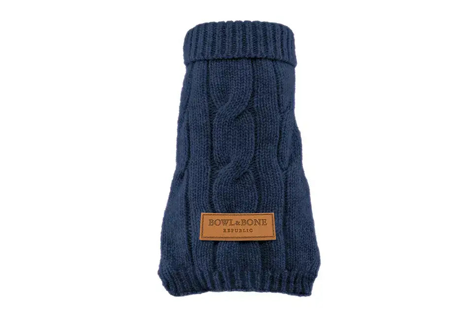 A blue dog sweater ASPEN navy with a leather label by Bowl&Bone.